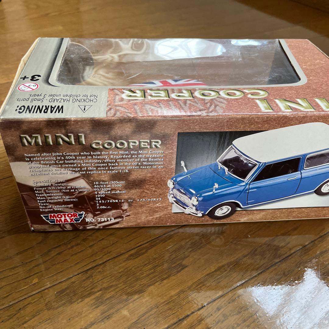 ミニカー　 ミニクーパー　1/18 赤