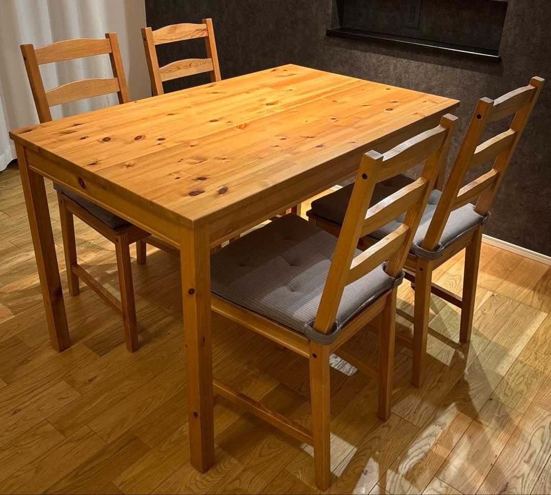 【お萩】IKEA ヨックモック　ダイニングテーブル＋椅子2脚