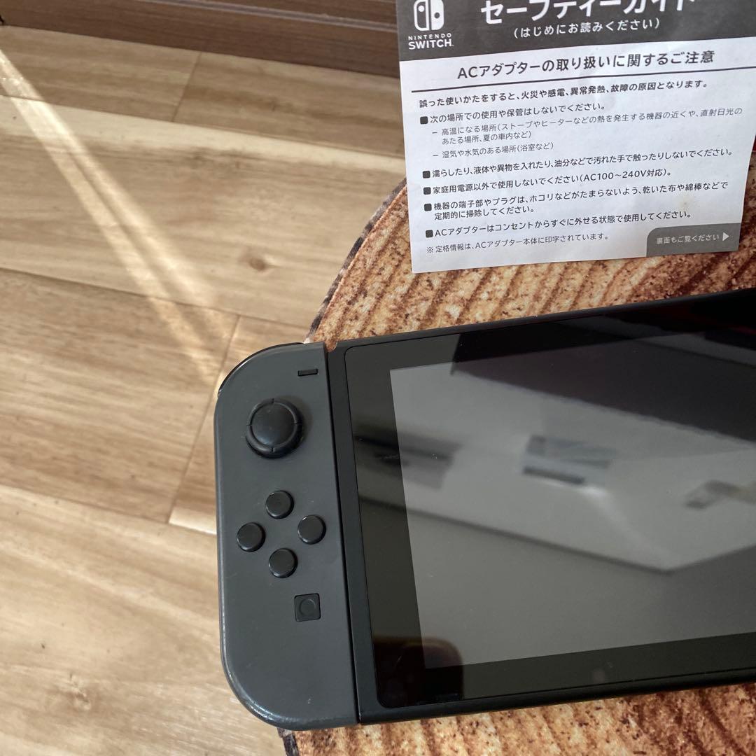 Nintendo Switch ニンテンドースイッチ本体　グレー