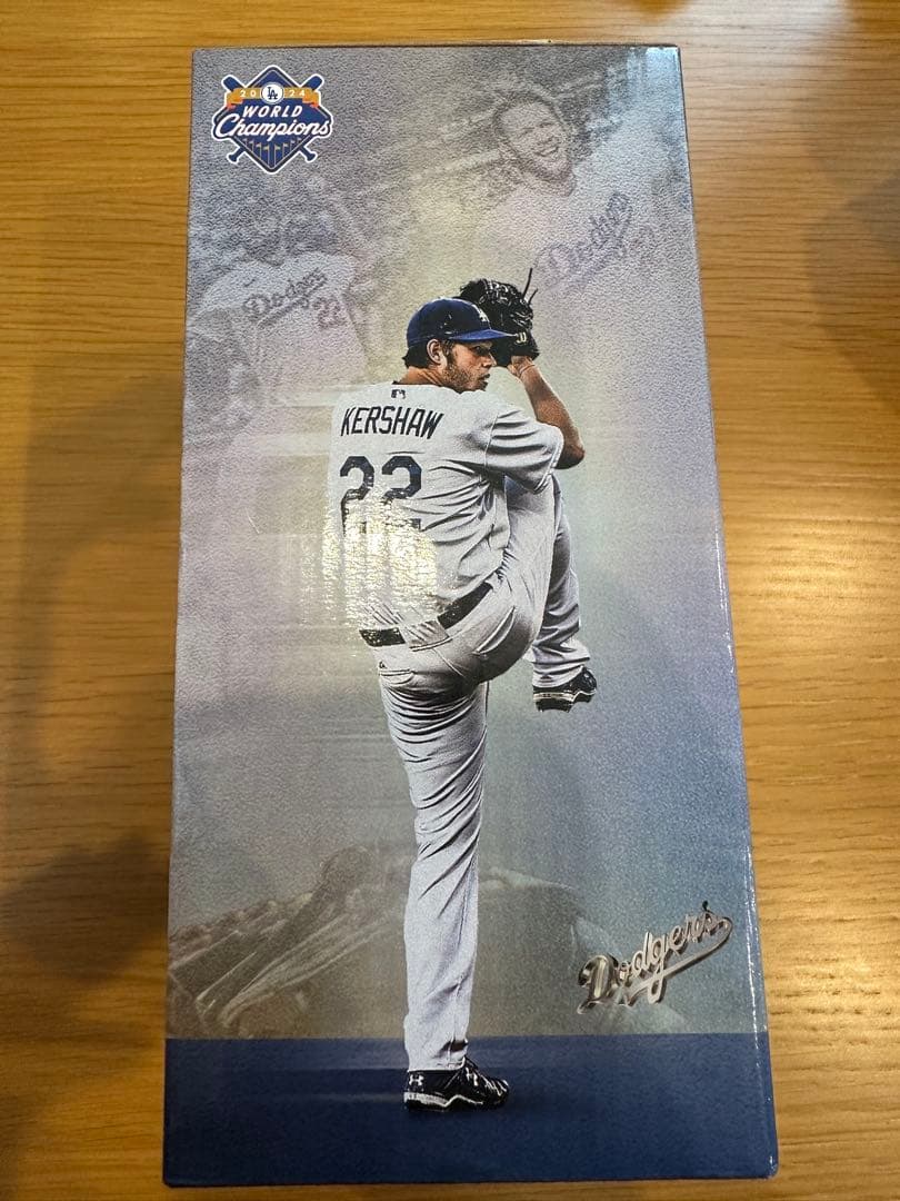 KERSHAWフィギュア