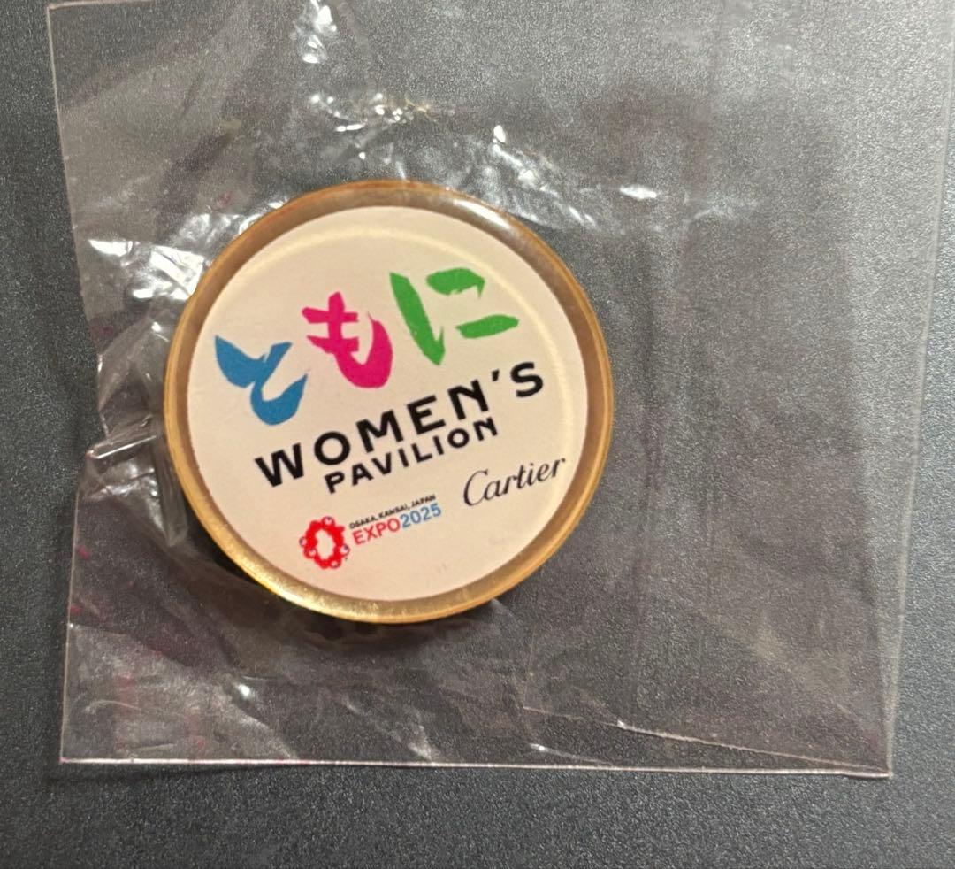 非売品】大阪関西万博 ウーマンズパビリオン × Cartier ピンバッジ