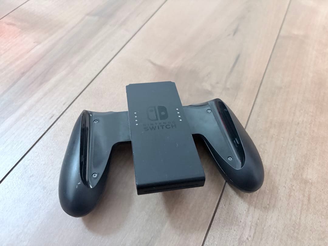 Nintendo Switch 本体 付属品完備　Joy-Con充電器付き