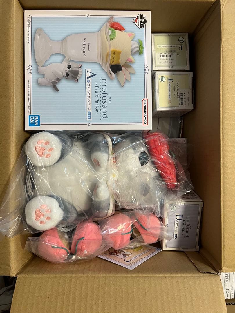 SAKAMOTO DAYS ジュエル缶バッジ 楽 2点セット