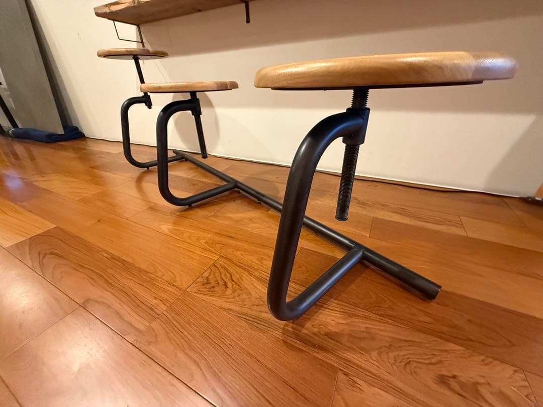 【展示品】ナラ無垢材座面の3連ベンチ