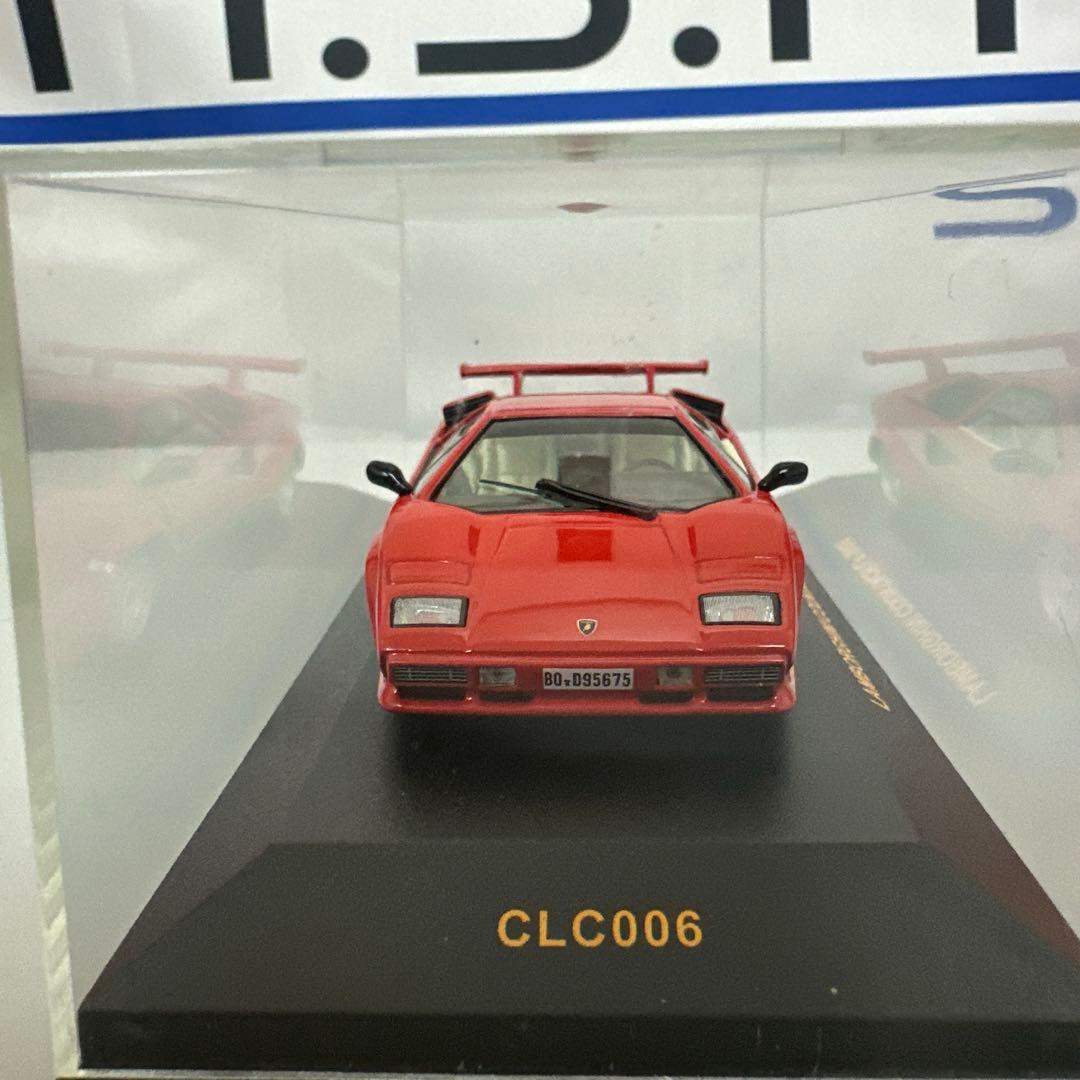 ランボルギーニカウンタックとPORSCHE911 GT2