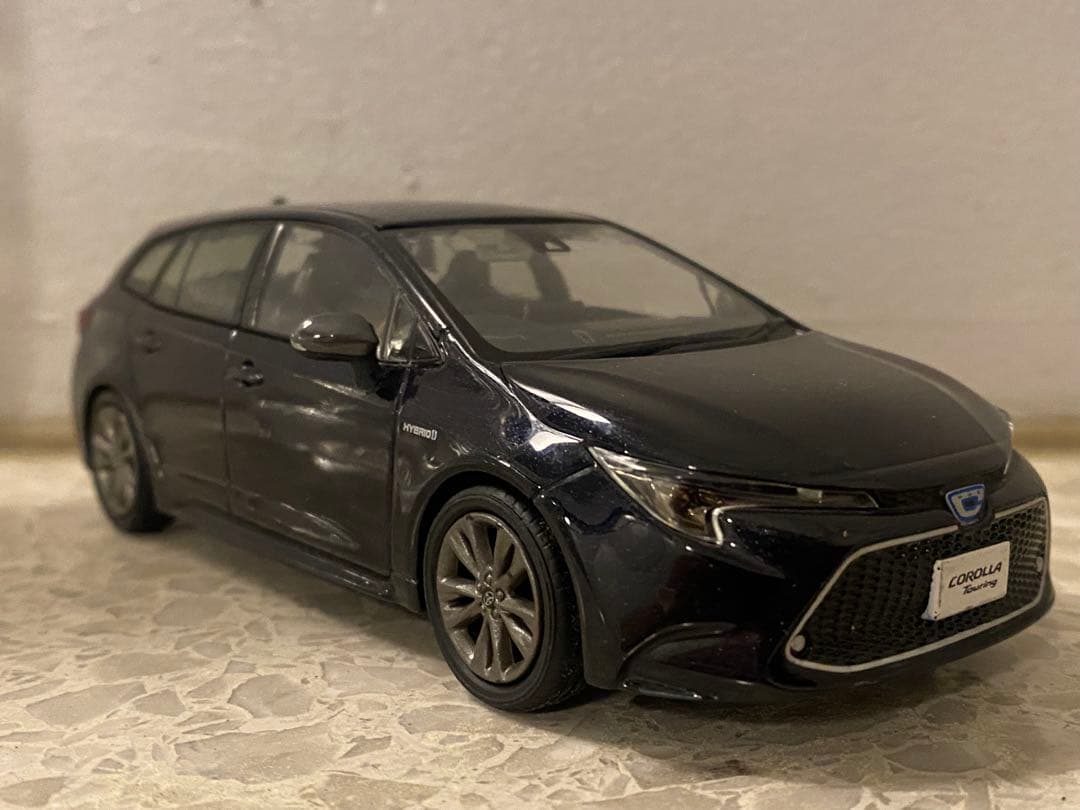 非売品 トヨタ カローラツーリング カラーサンプル 1/30 〈220〉