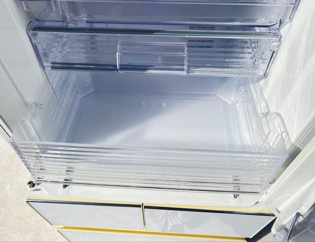 SHARP 4ドア2018年415L SJ-GT42D-W