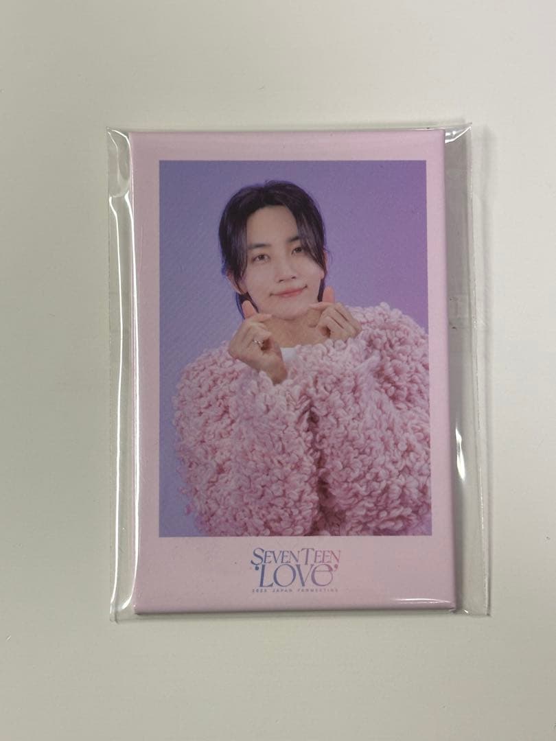 SEVENTEEN LOVE 缶バッジ ジョンハン - メルカリ