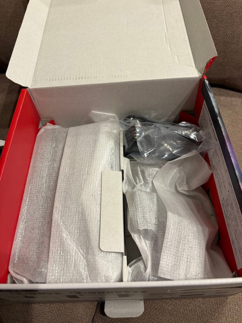 Nintendo Switch 本体 Joy-Conコントローラー付き