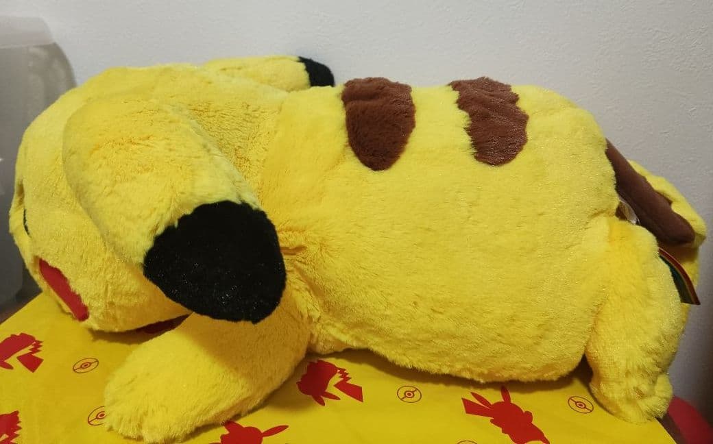 ポケモンセンター ぬいぐるみ くったり ピカチュウ 大 2010