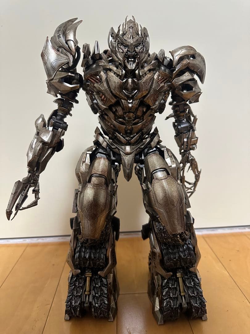 threezero dlx メガトロン　トランスフォーマー