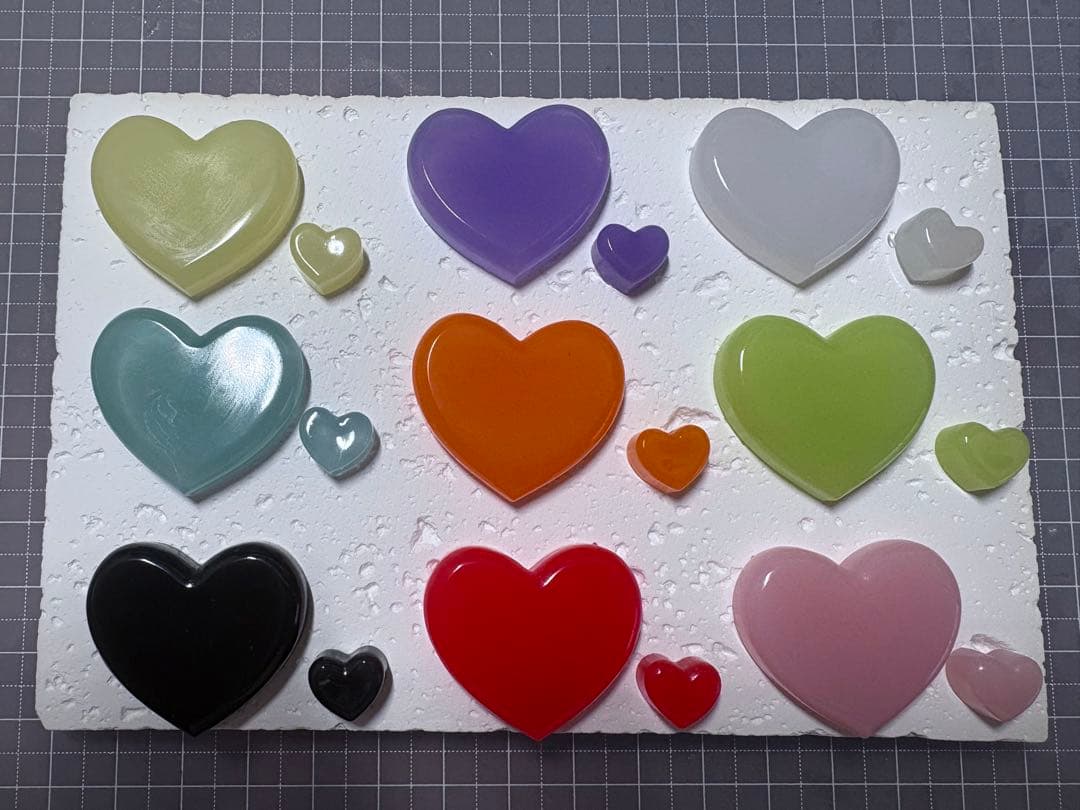 くすみカラーハートレジンキーホルダー