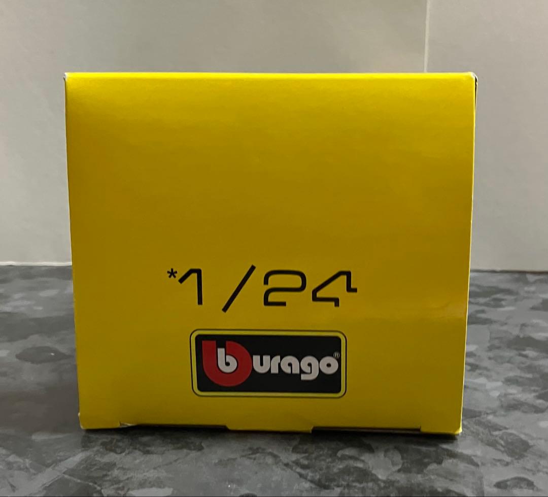 ブラーゴ　1/24 ランドローバー　ディフェンダー110 ミニカー　ブラック