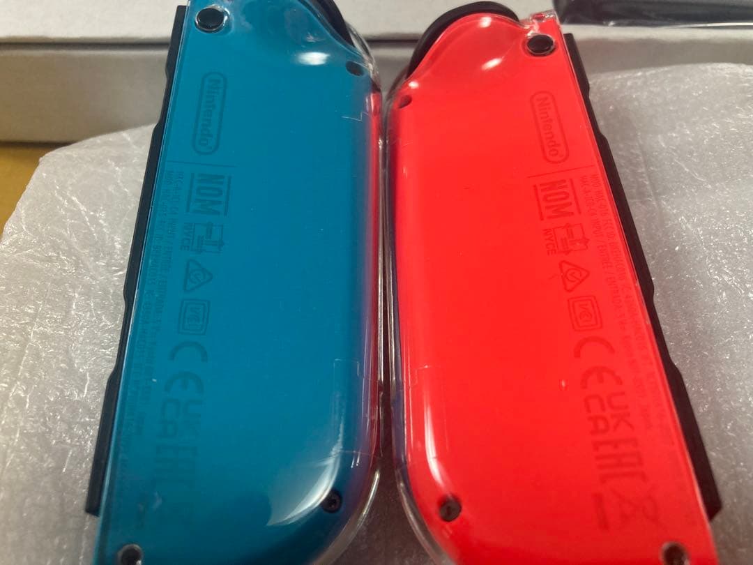 【美品】Nintendo Switch 箱付属品付き　動作確認済