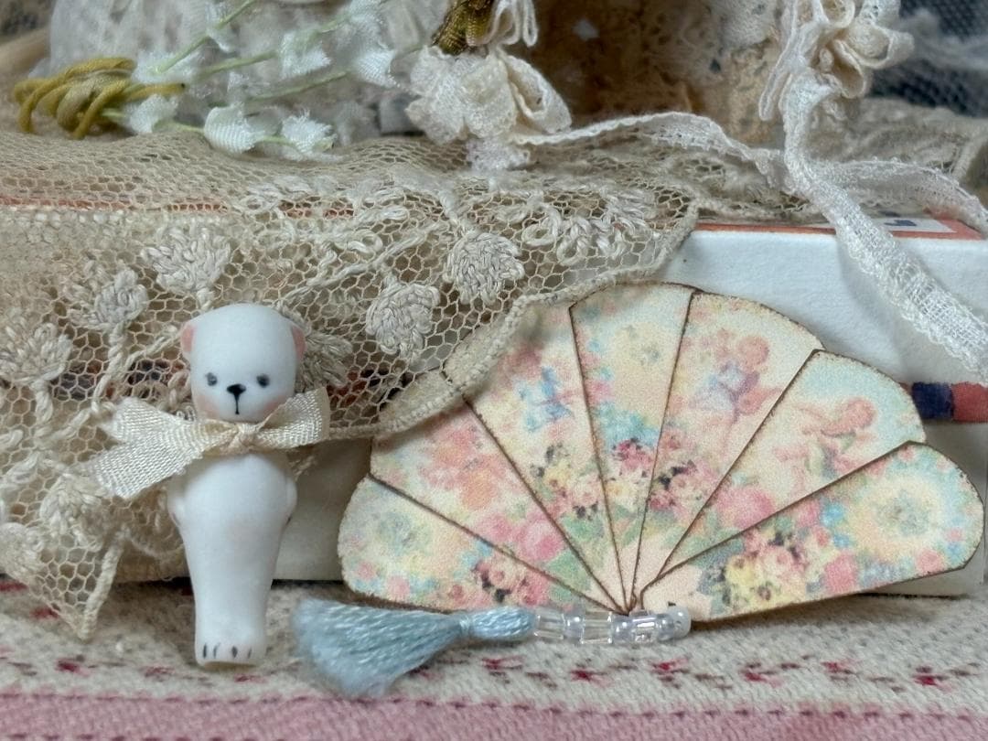 ✨期間限定✨オデット用衣装＆ミニチュア小物セット ビスクドール