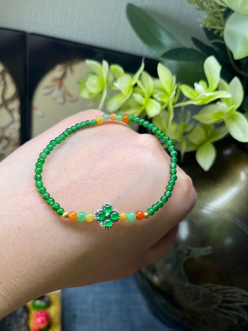 新入荷❣️貴重‼️18kビーズ入り、ロウカン質氷種満陽緑ビーズ&【幸運】四葉草ブレス