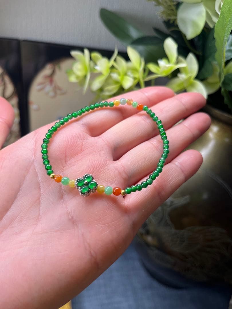 新入荷❣️貴重‼️18kビーズ入り、ロウカン質氷種満陽緑ビーズ&【幸運】四葉草ブレス