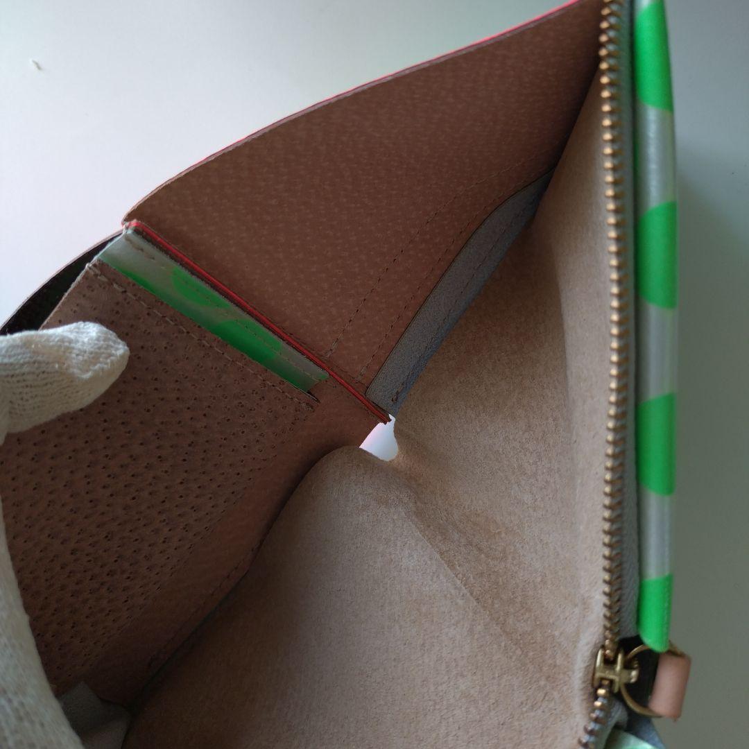 carmine カラフルドット２つ折り財布