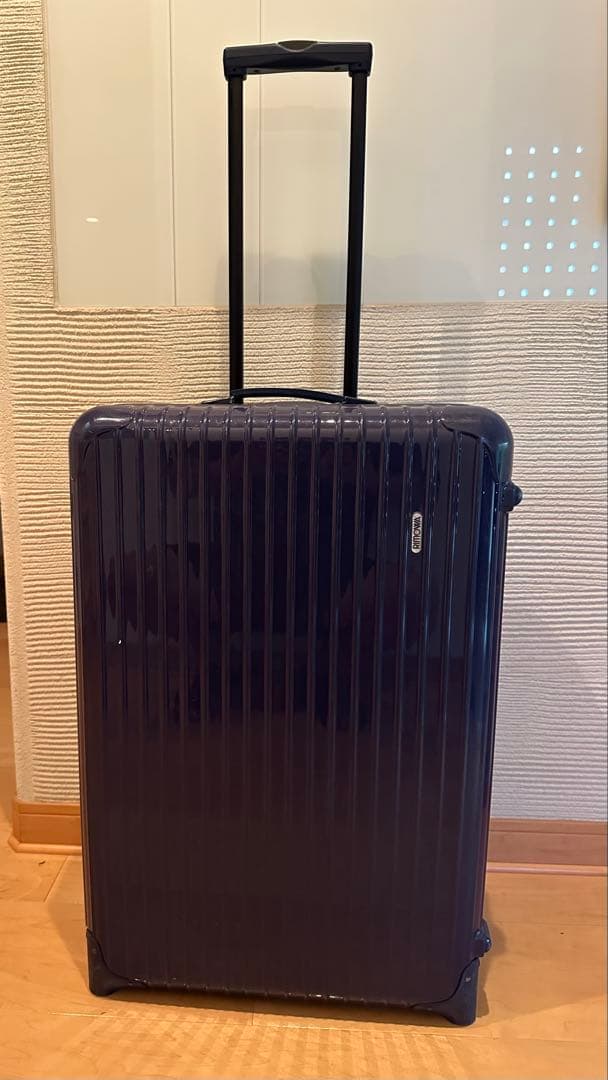 RIMOWA ネイビー　キャリーケース High-end blue Suitcases, Bags & Accessories | RIMOWA