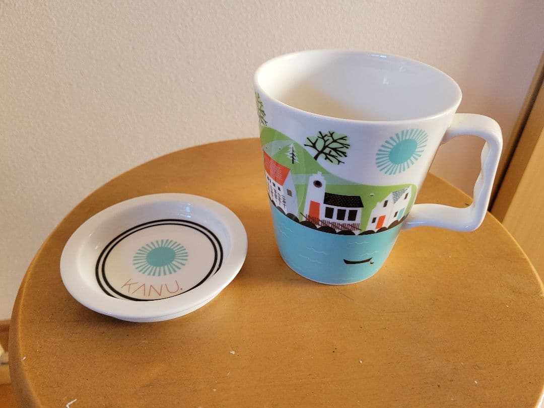 韓国　KANU マグカップ T コン・ユ