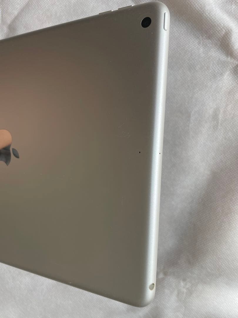 725【早い者勝ち】iPad7 第7世代 32GB WIFIモデル☆ 725【早い者勝ち】