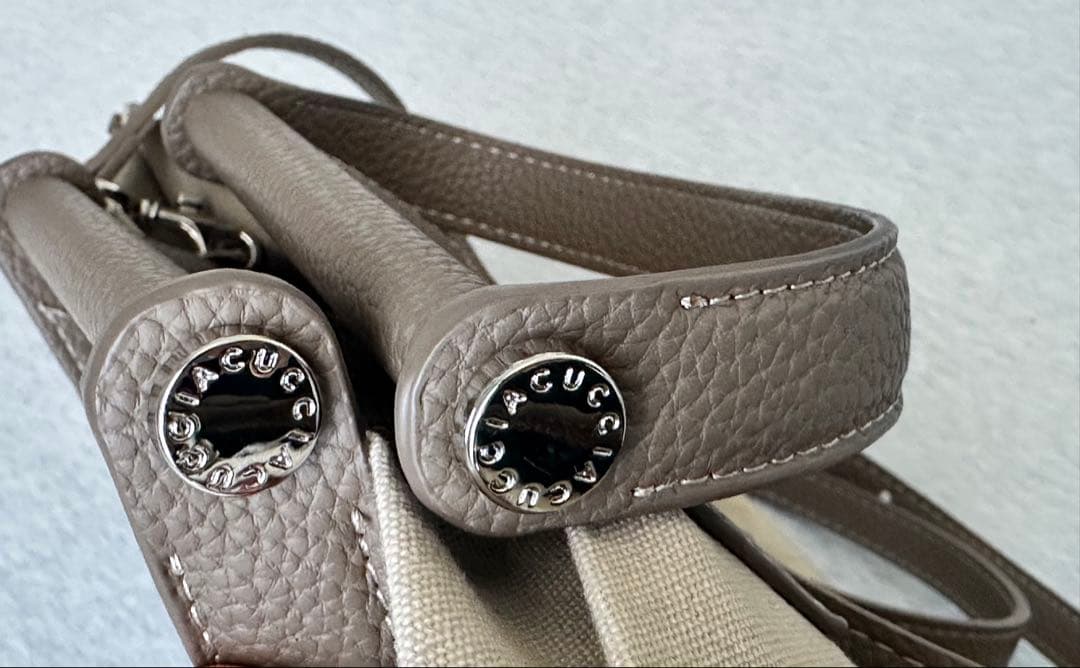 ★専用【美品】イアクッチ キャンバス レザー ショルダーバッグ S