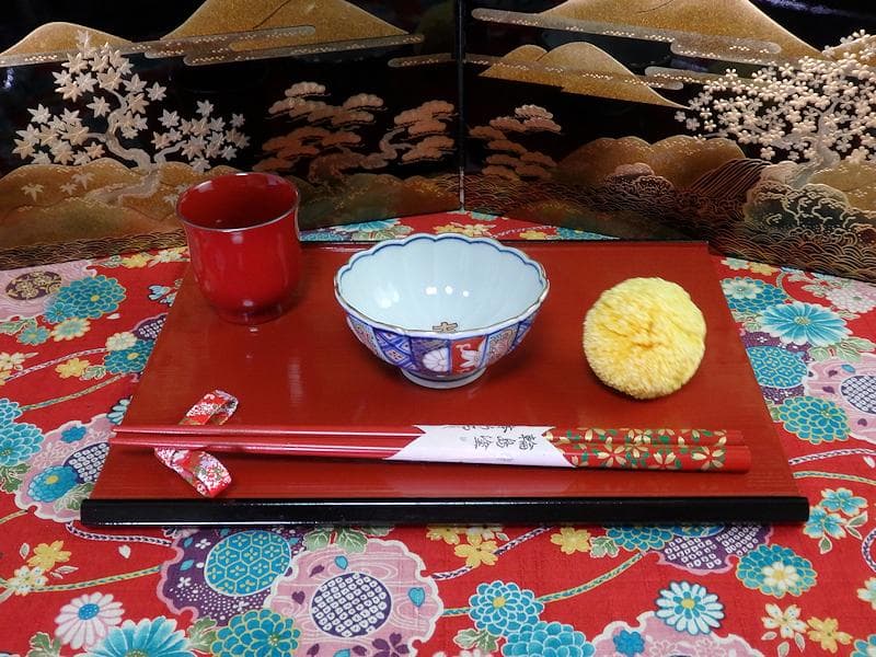 大聖寺伊万里　金襴手　寿紋に輪花豆楕円変形皿　向付　2客　E748AS-CSk