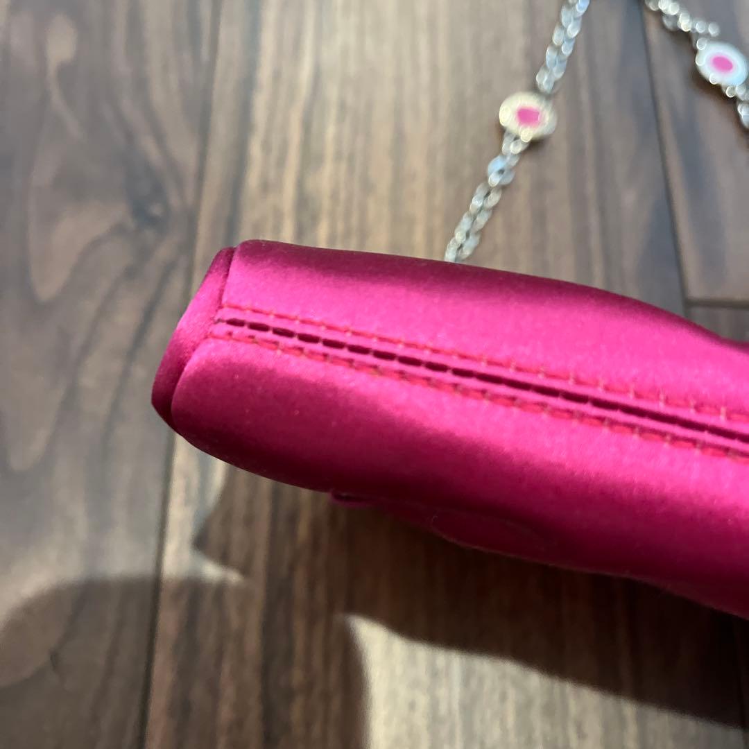 ブルガリ　BVLGARI ピンク サテンクラッチバッグ チェーンストラップ