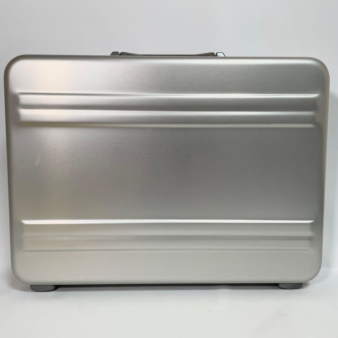 【良品】ZERO HALLIBURTON アタッシュケース　ショルダー A4