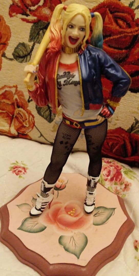 映画ザッ・スーサイド・スクワッドキャラクター【ハーレイ・クイン】フィギュア