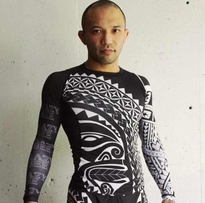 美品 KRAZY BEE 山本KID ラッシュガード セール中 山本 KID KRAZY BEE