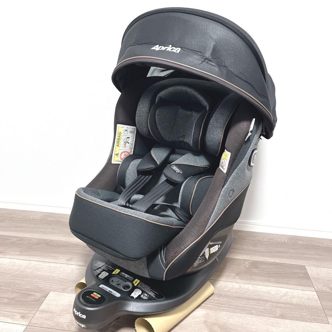 【美品】 Aprica クルリラ プロテクト　チャイルドシート　R129