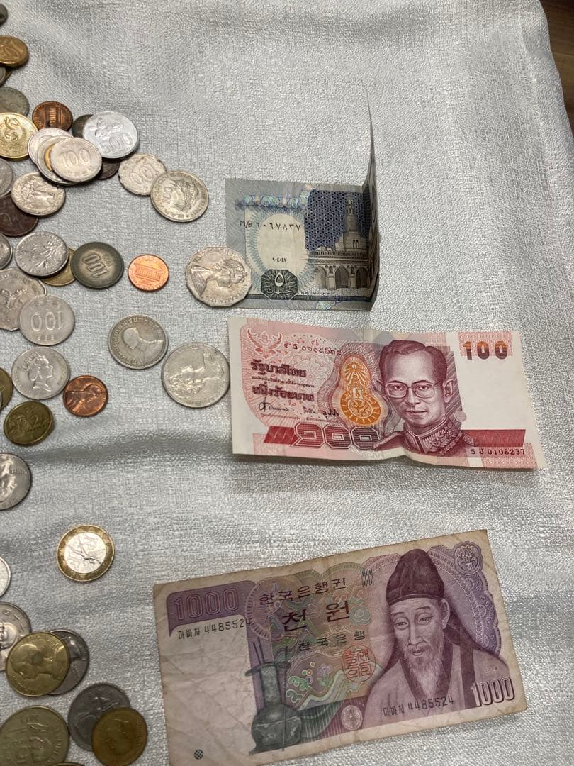 m*y様 ⭐️お宝発見⭐️ 世界各国のコイン 古銭 2キロ お