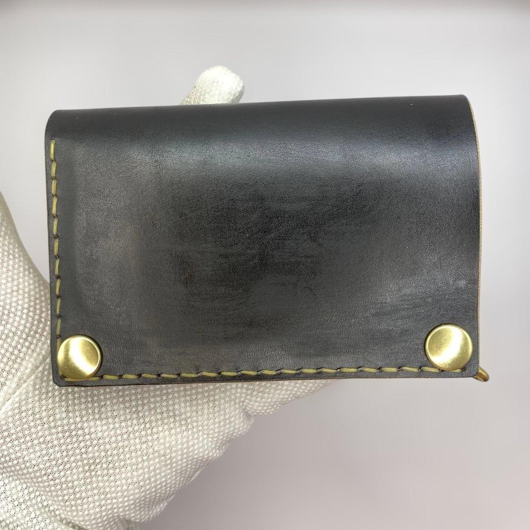 週末限定セール 折らずお札収納 茶芯 丘染めブラックの無骨トラッカーウォレット