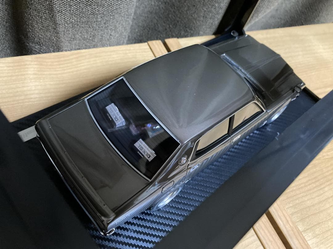 イグニッションモデル 1/18 ブルーバードU 2000GTX G610 弥生