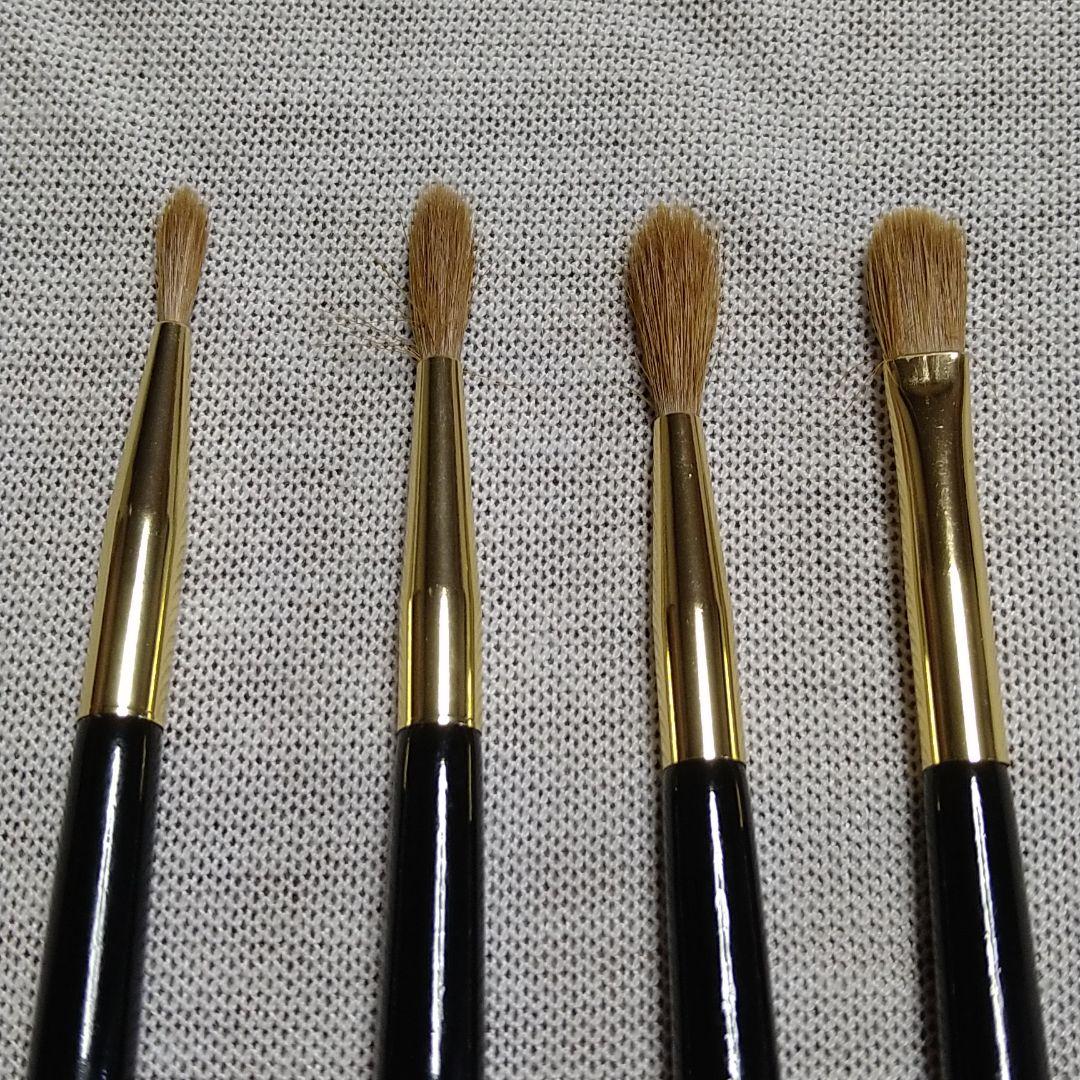 専用ケース付き　Kolinsky　コンパクト　水彩画用　筆セット