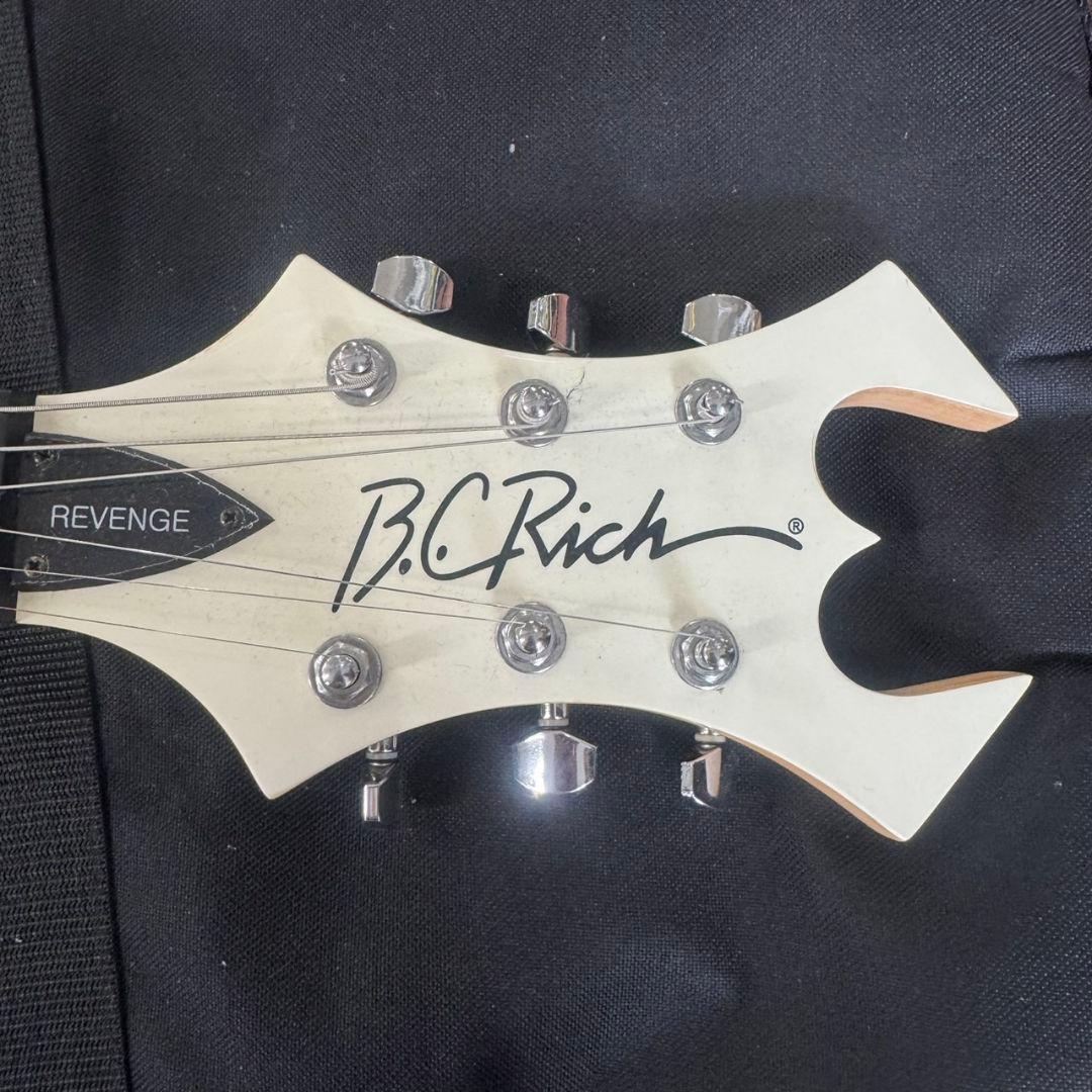 B.C.Rich WARLOCK ワーロック　エレキギター　白
