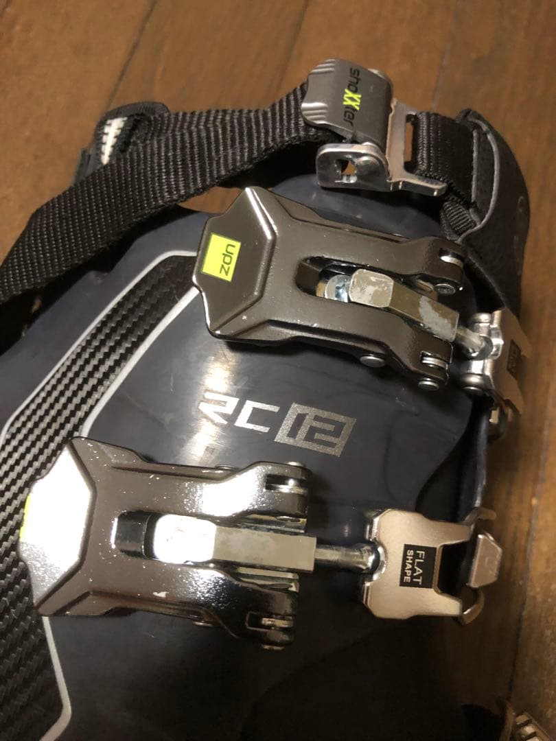 UPZ RC12 スノーボードブーツ ブラックソール長279/299