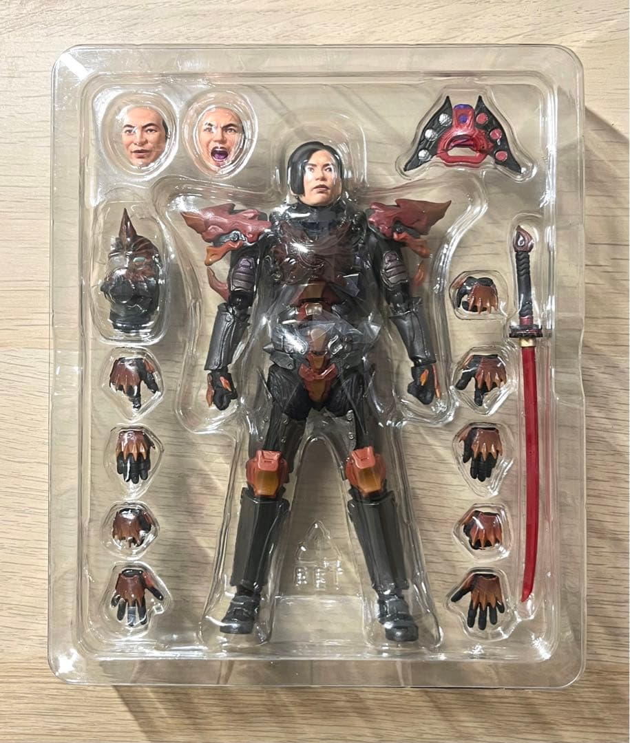 S.H.Figuarts ジャグラス ジャグラー(ヘビクラショウタVer.)