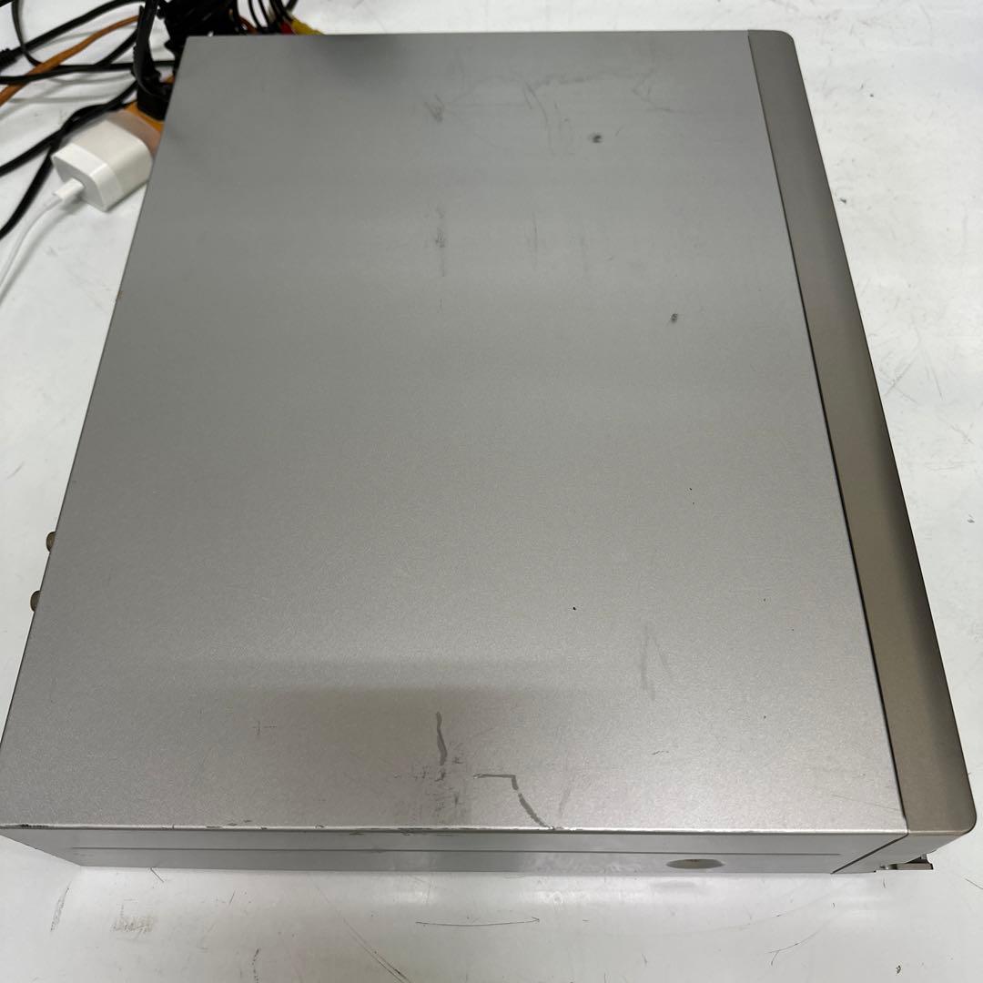 お値下げ‼️Sharp HDD・DVD・ビデオ一体型レコーダー DV-TR12