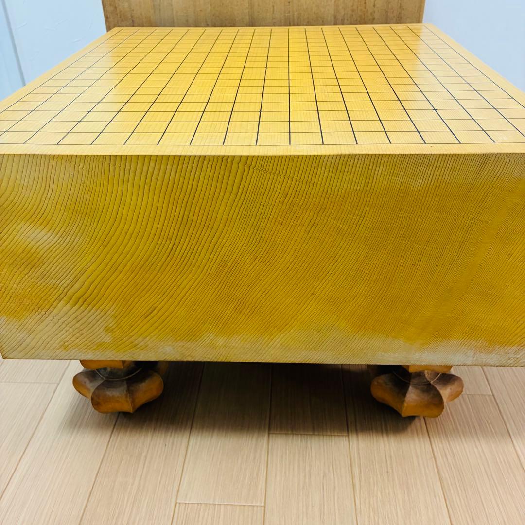 【状態良好】囲碁盤　本榧　天地柾目　5寸8分　脚付き　ヘソ有