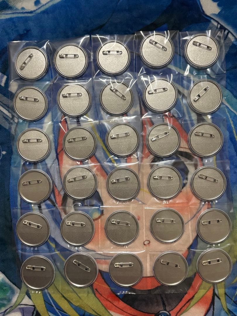 チノ×シナモロール 缶バッジ 30個 ご注文はうさぎですか？BLOOM ごちうさ