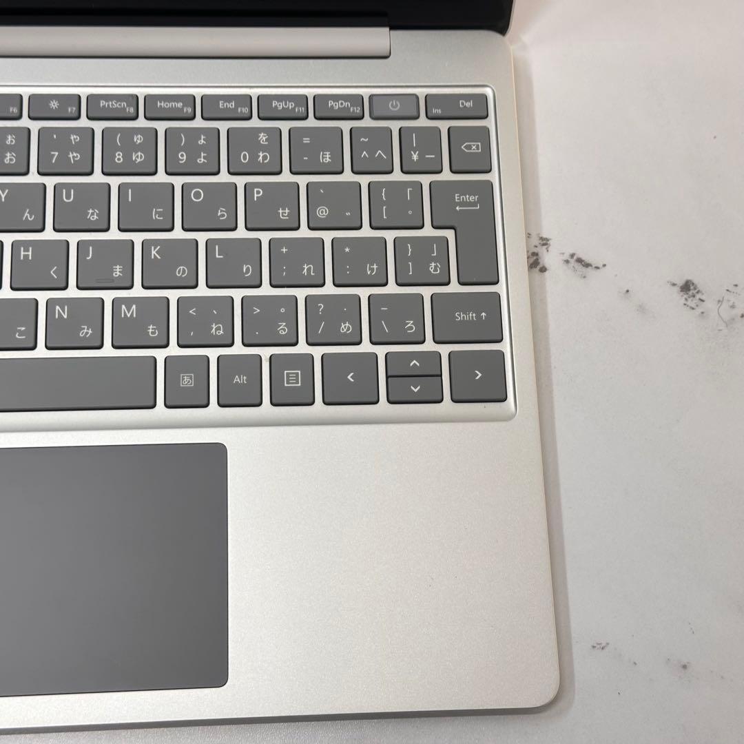 【BT◎】Surface Laptop Go Corei5/8/128