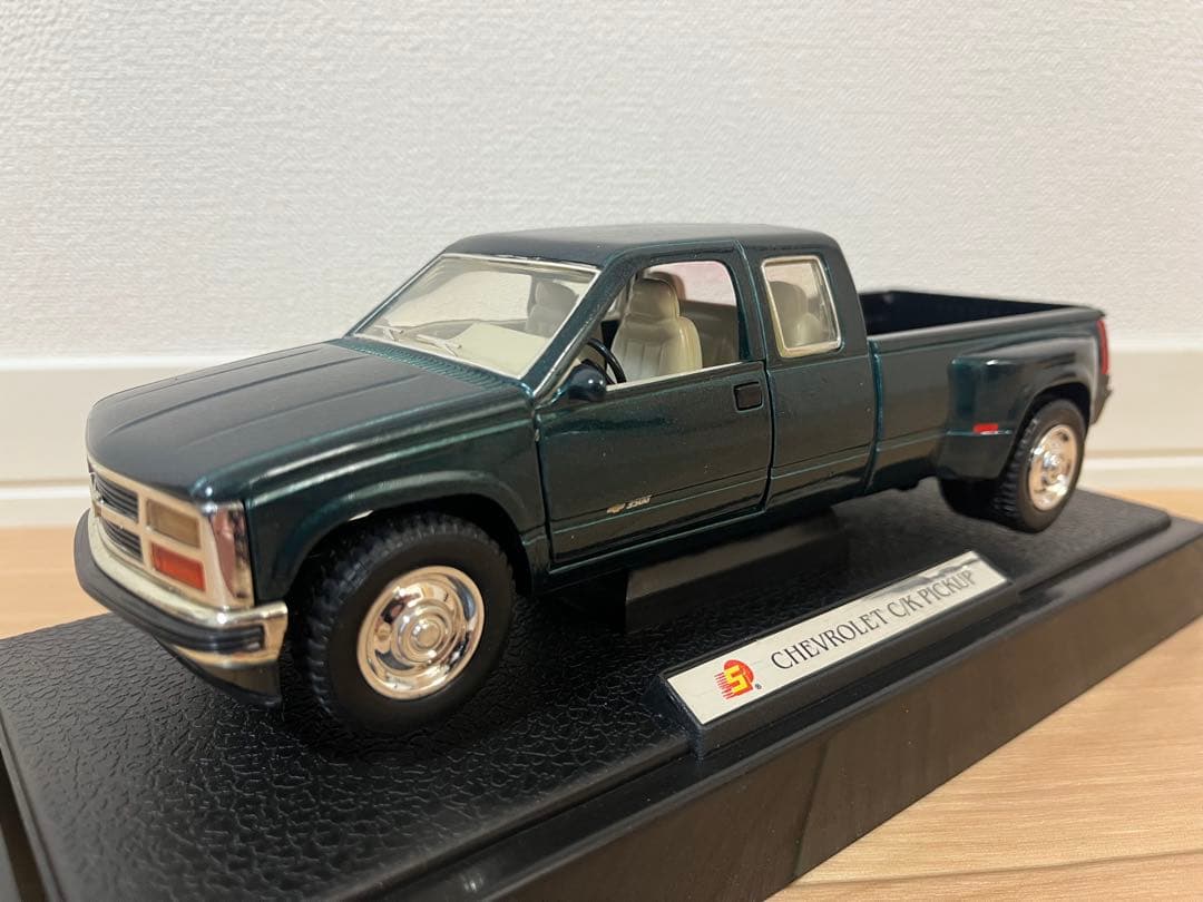ミニカー 1997 chevrolet c/k pickup 3500