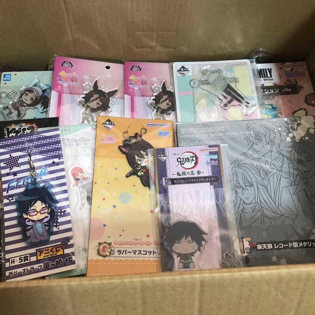 アニメグッズ　大量まとめ売り600点以上