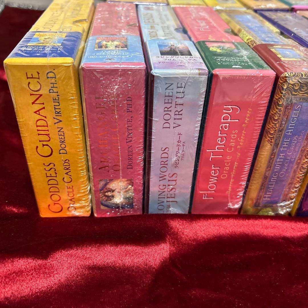 ロマンスエンジェルオラクルカード　アニマルタロットカードなど　全部で12点