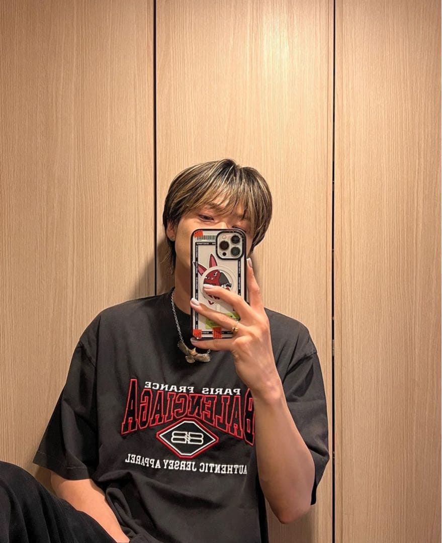 バレンシアガ tシャツ twiceモモ着用 コムドットやまと着用 Lサイズ