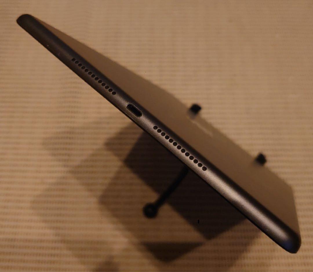 完動品iPad第7世代(A2197)本体32GBグレイ送料込8MF3M - メルカリ