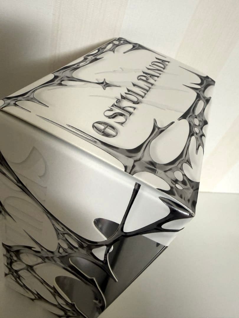 SKULLPANDA × XG 日本限定　スカルパンダPOPMART