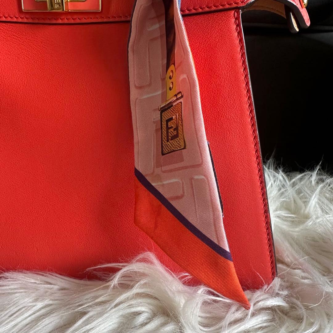 FENDI ピーカブー アイシーユー スモール